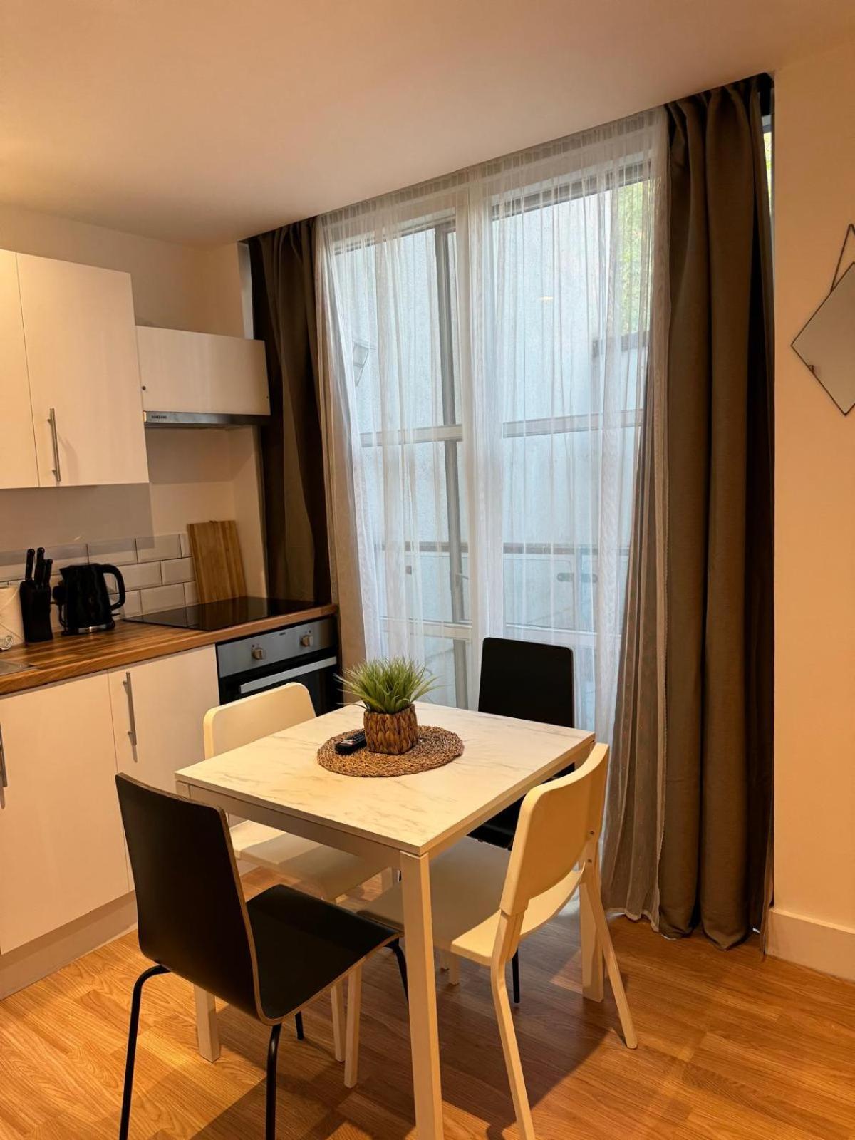 Apartament New In Marylebone Londra